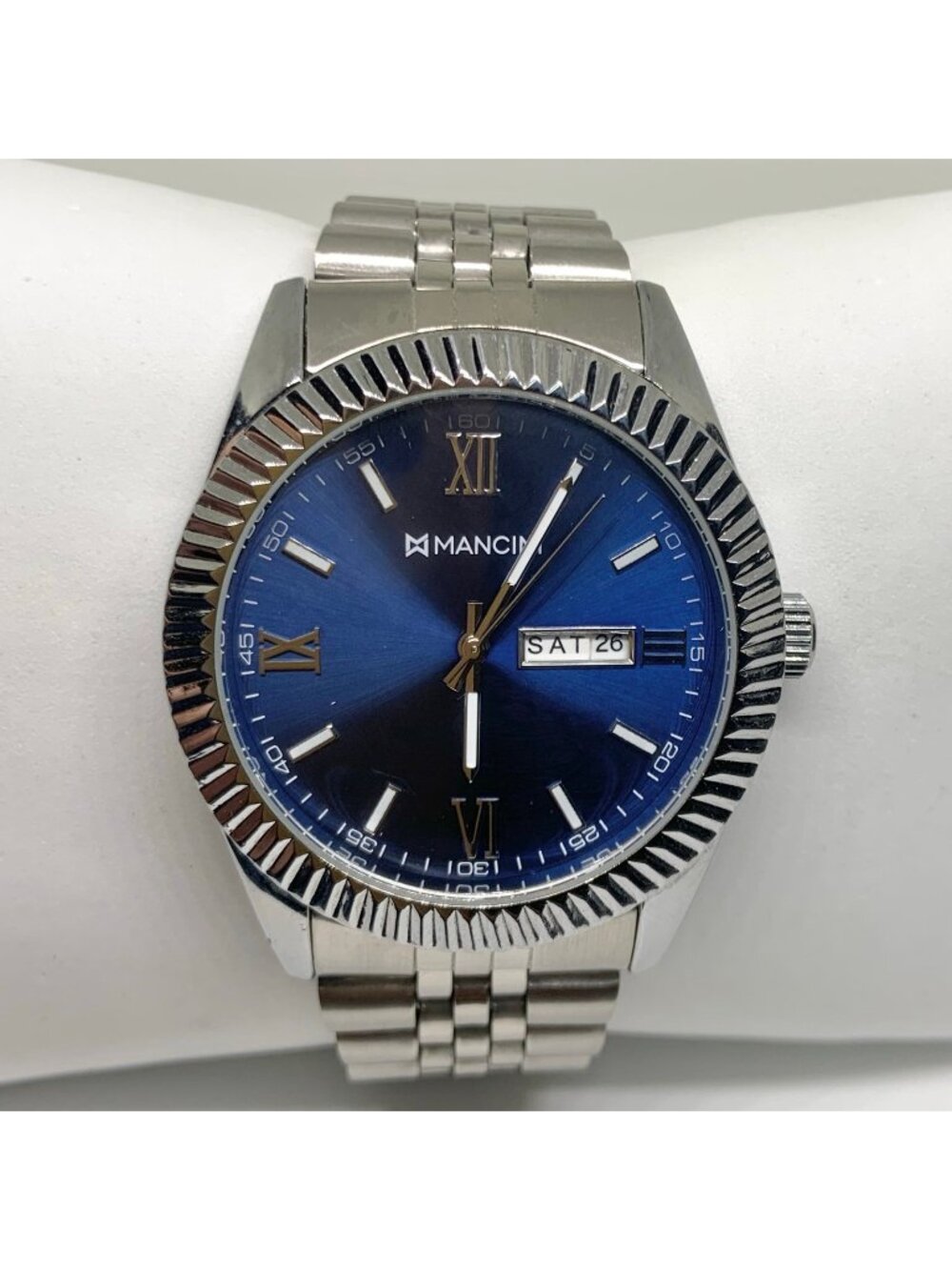 Mancini day date men classic dress watch navy blue dial silver tone 41mm running